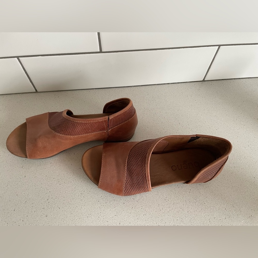 Bueno Shoes